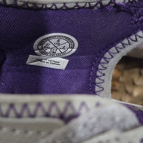 Keen Stingray Purple Tie Dye Closed Toe Water Shoes 5 - Picture 6 of 7